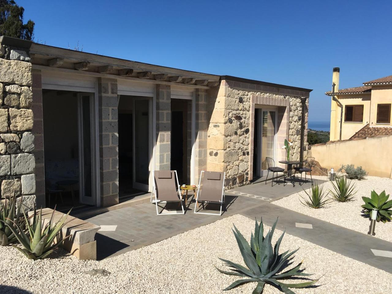 La Petite Maison Tresnuraghes Eksteriør billede